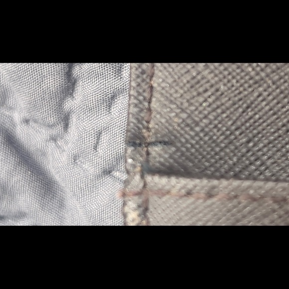 Michael Kors checkbook wallet - Picture 4 of 9